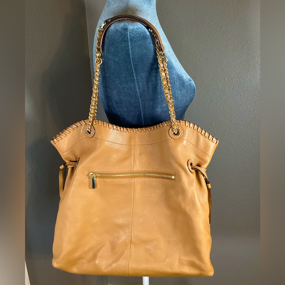 Tory Burch Marion Tote - Picture 2 of 15